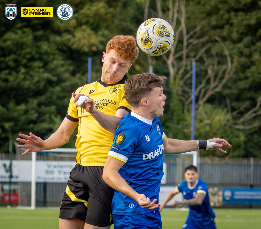 H'west County v Cambrian Utd
